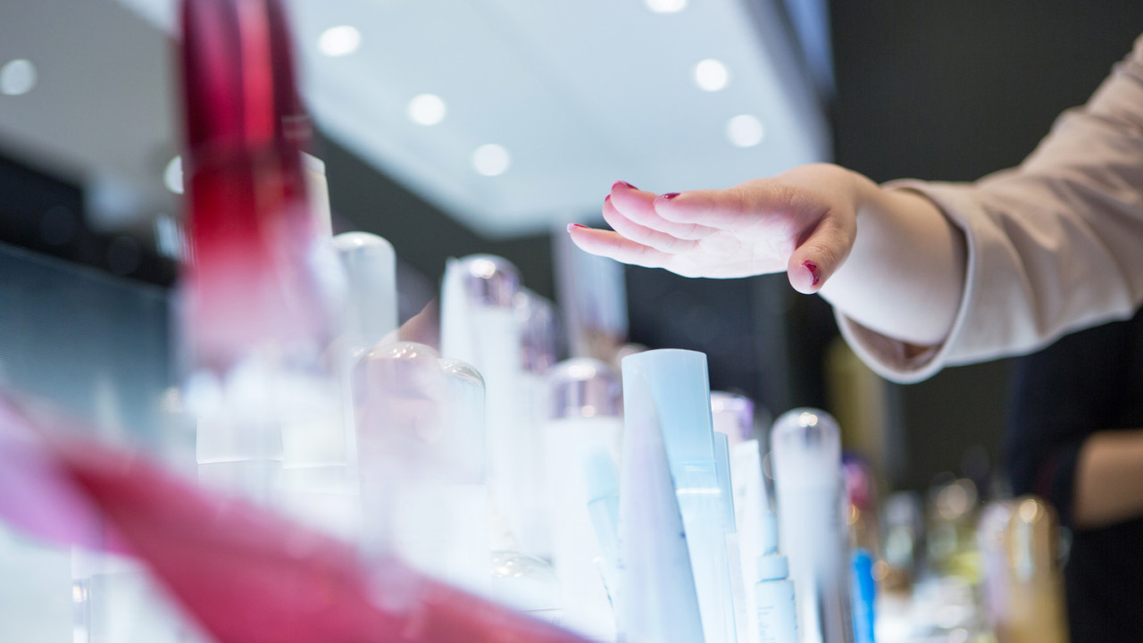 COS PRO bottles shopping personal care LoRes